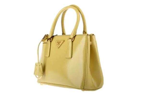 伊犁裕民县回收普拉达二手名包
